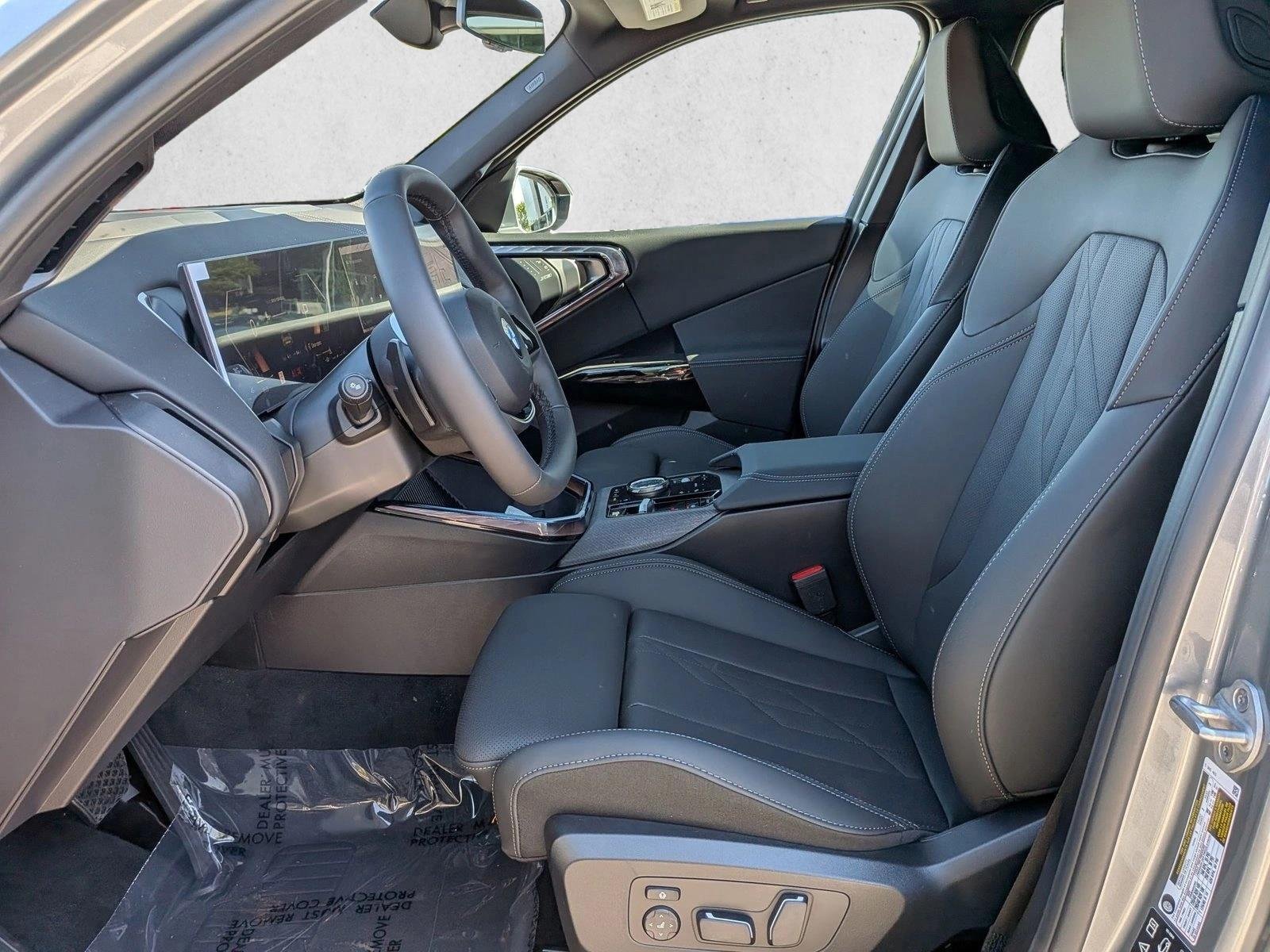 Used 2026 Skyscraper Grey Metallic BMW 30 xDrive image 4