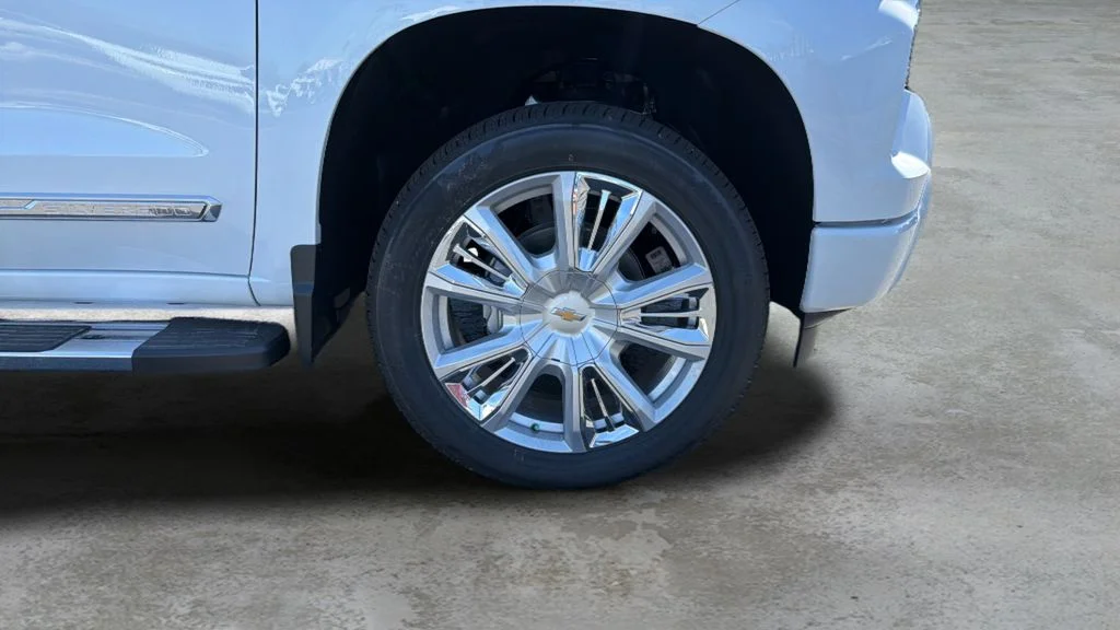 New 2026 White Chevrolet High Country image 9