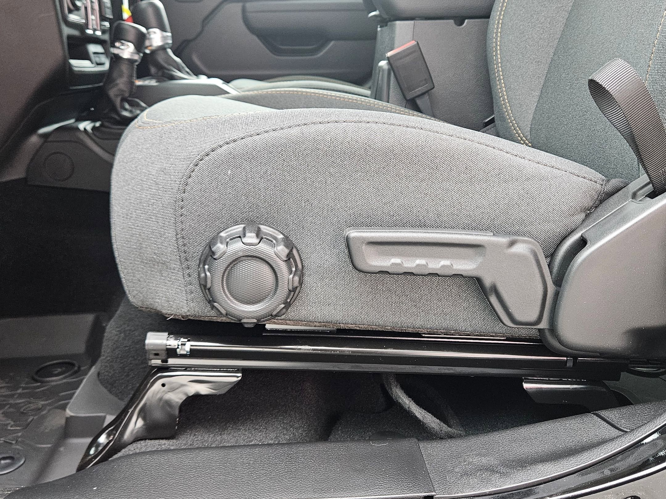 New 2026 Black Clearcoat Jeep Sport S image 19