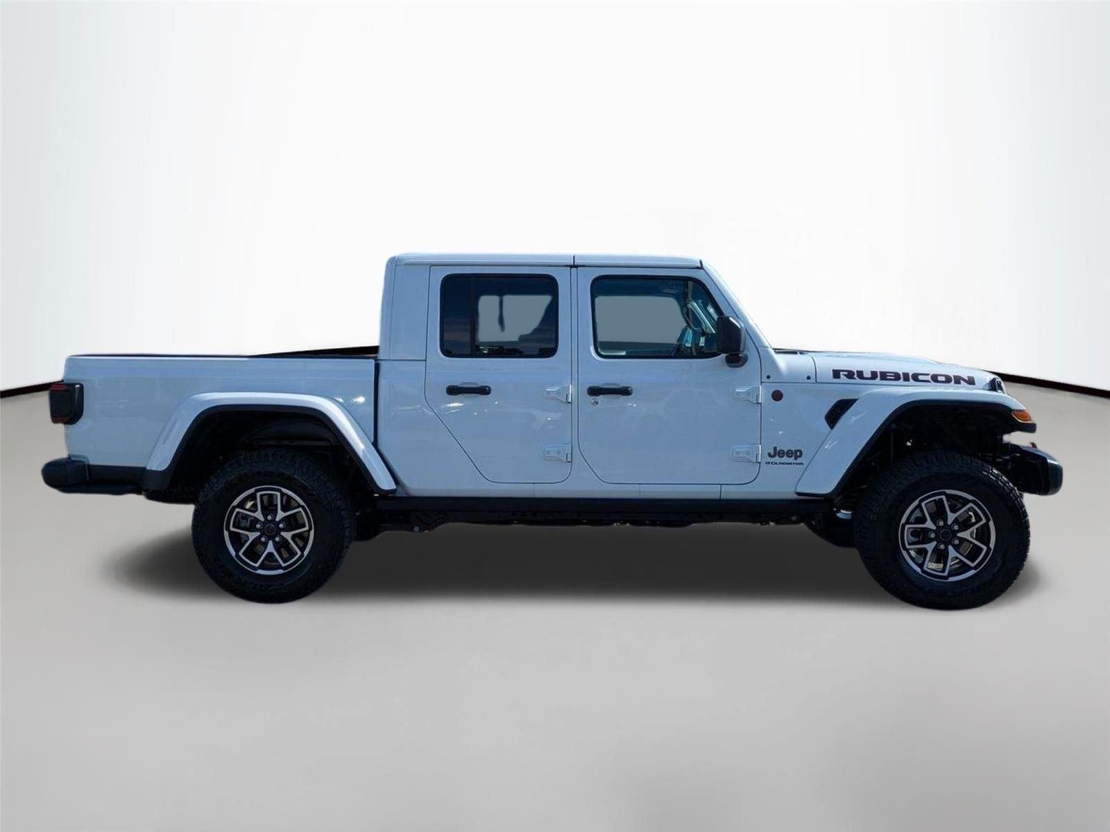 Used 2025 Bright White Clearcoat Jeep Rubicon image 4