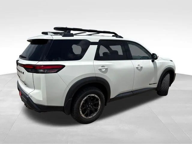Used 2024 White Nissan Rock Creek image 8