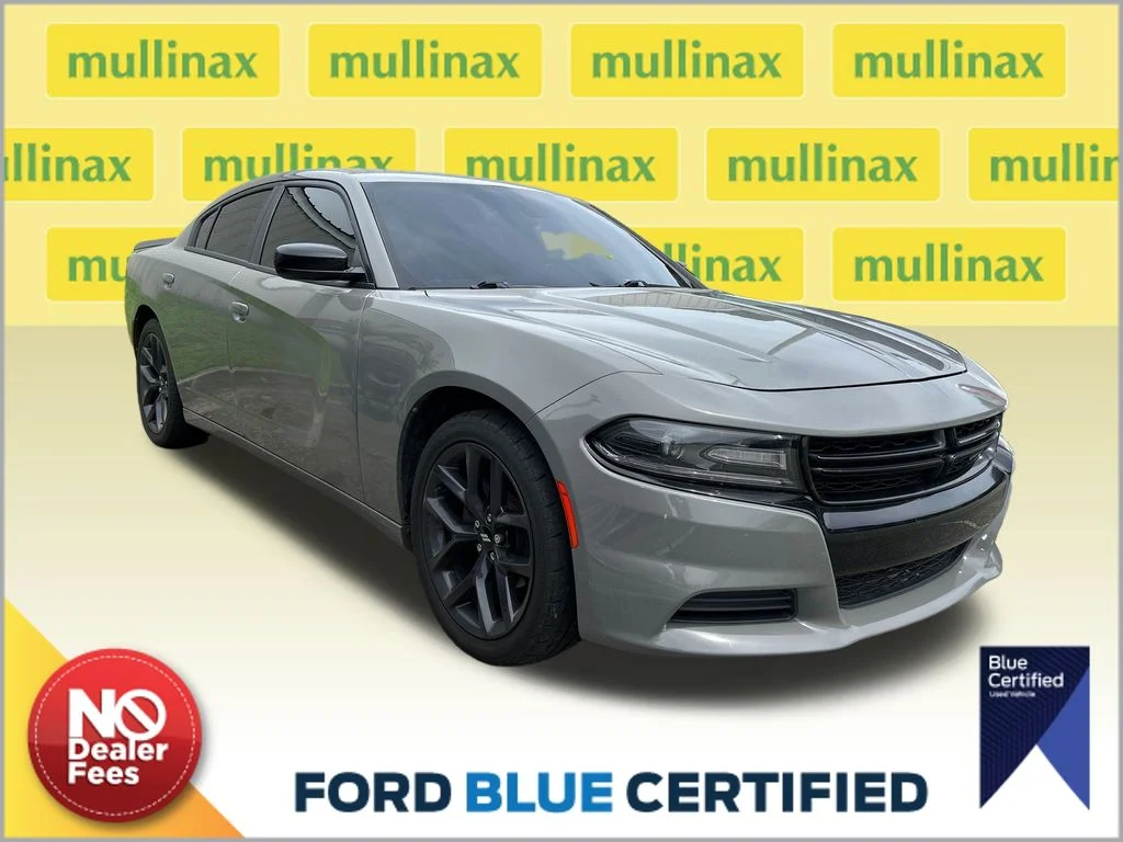 2019 Dodge Charger SXT's photo