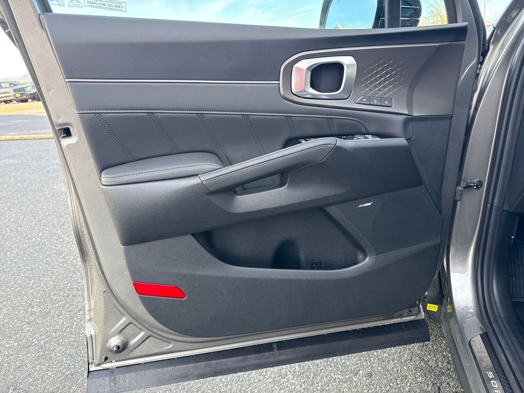2026 Kia Sorento SX Prestige Hybrid - Photo 17