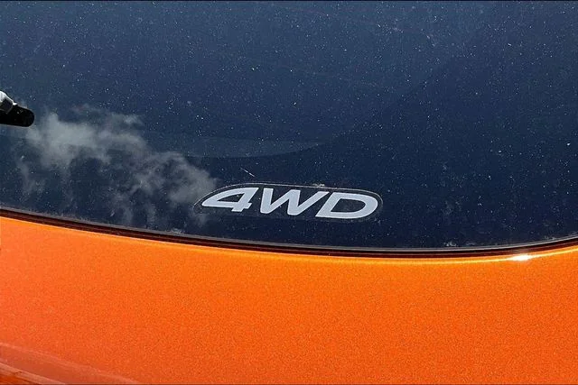 New 2026 Orange Mitsubishi 2.0 LE image 9
