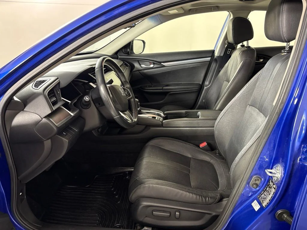 Used 2018  Honda EX-L image 22