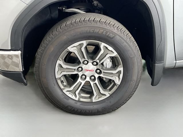Used 2026 Silver GMC SLT image 28