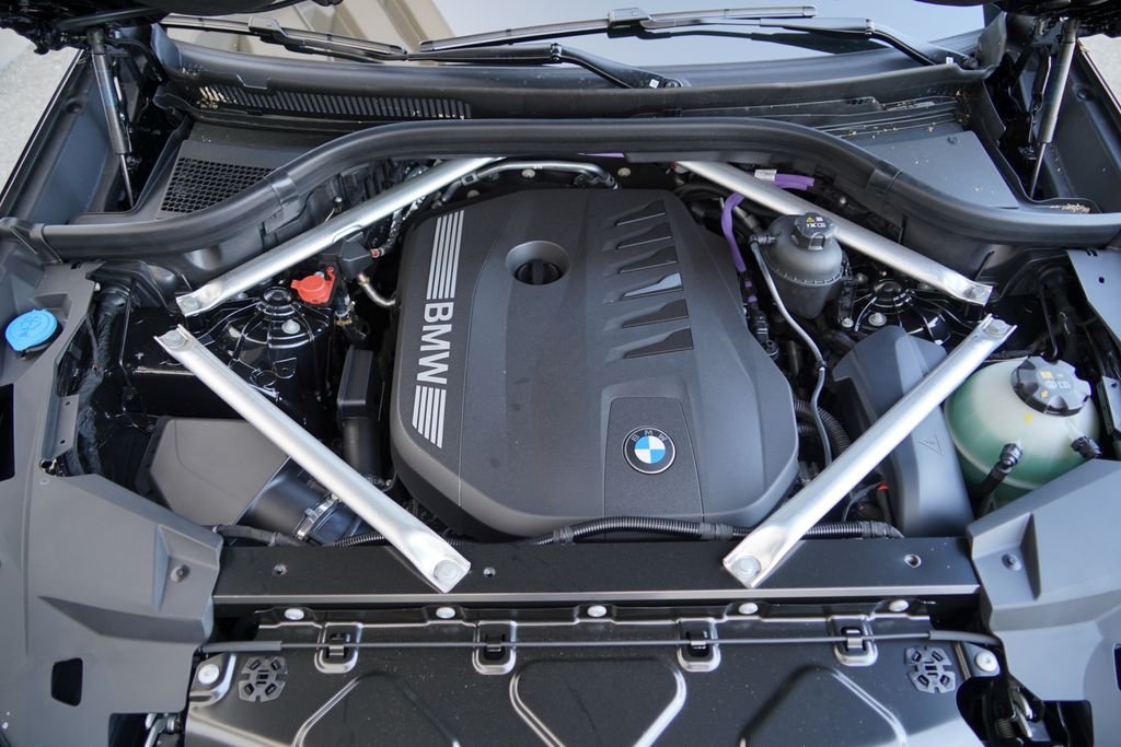 New 2026 Black Sapphire Metallic BMW sDrive40i image 21
