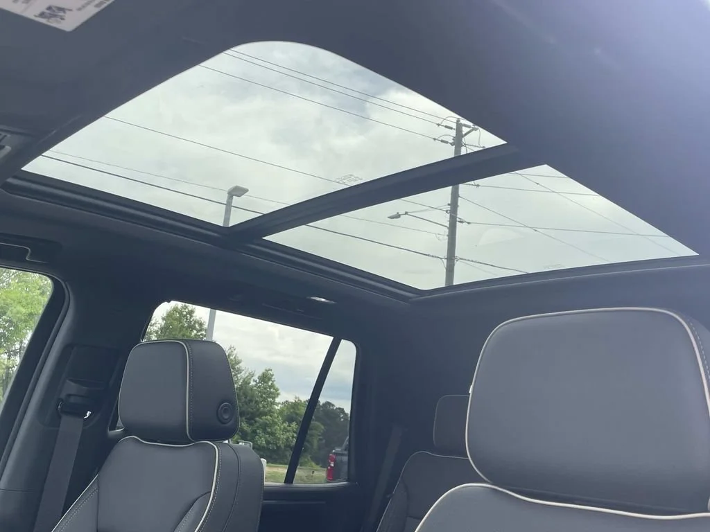 2026 Chevrolet Tahoe Premier - Photo 18