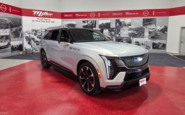 2025 Cadillac Escalade IQ Sport 2 AWD's photo