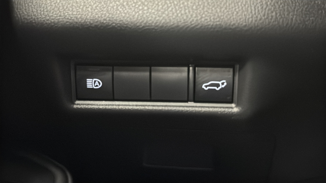 Used 2025 Midnight Black Metallic Toyota XLE image 31