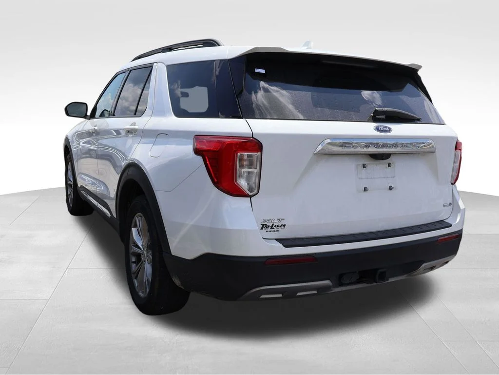 Used 2020 White Metallic Ford XLT image 24