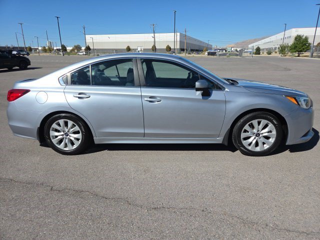 Used 2015 Ice Silver Metallic Subaru 2.5i Premium image 2