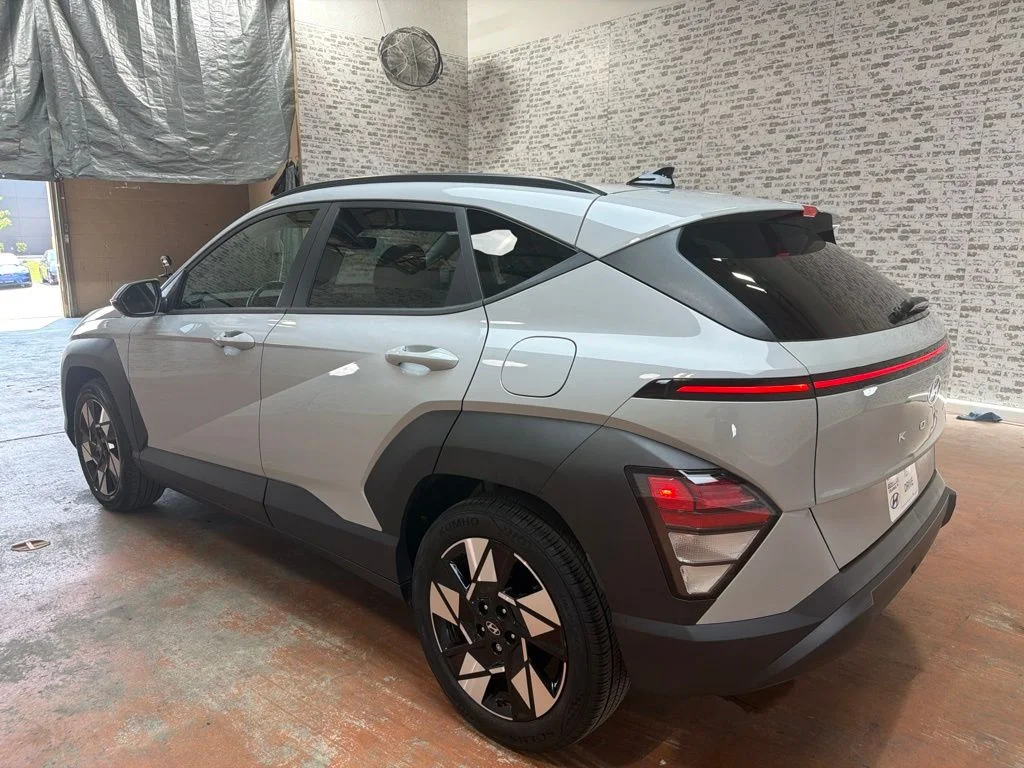Used 2024 Cyber Gray Metallic Hyundai SEL image 5