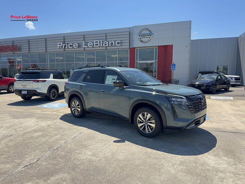 New 2026 Baltic Teal Pearl Nissan SL image 2