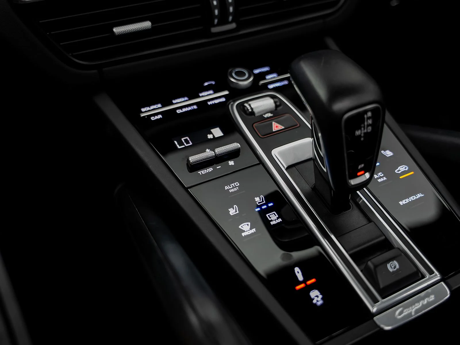 Used 2019 White Porsche Base image 52