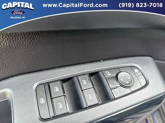 Used 2025 Blue Nissan SV image 21