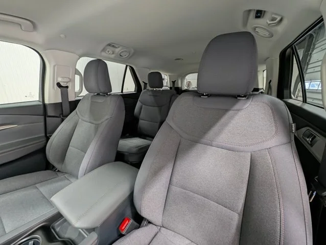 New 2026 Space White Metallic Ford Active image 44