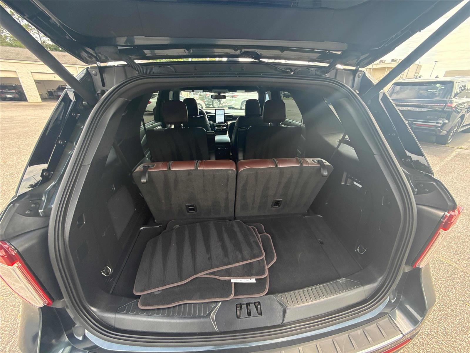 2022 Ford Explorer Platinum - Photo 31
