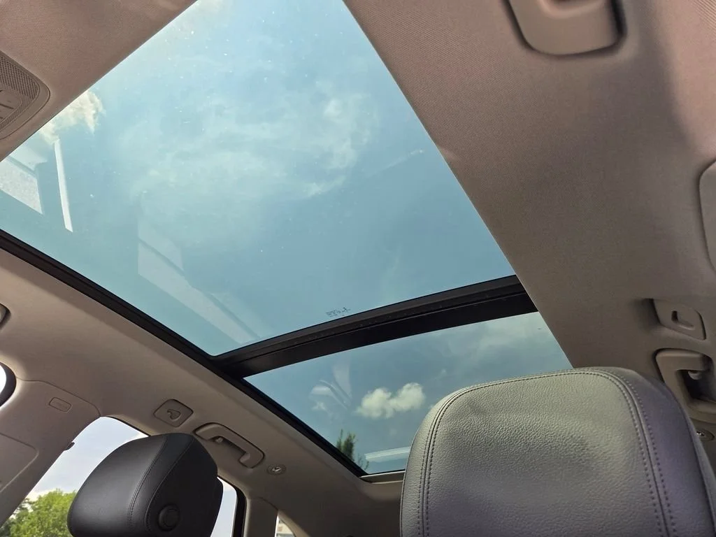 Used 2018  Audi Premium image 9