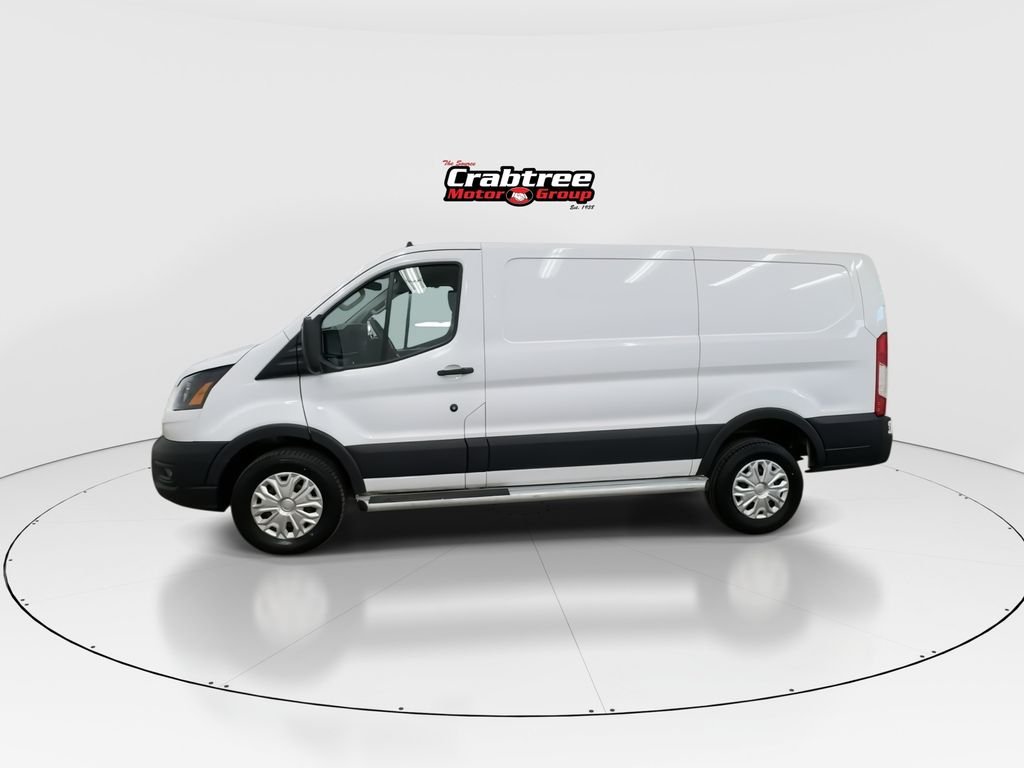 Used 2025 White Ford Base image 5