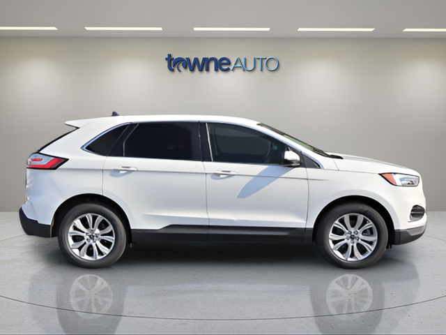 Used 2022 White Ford Titanium image 6