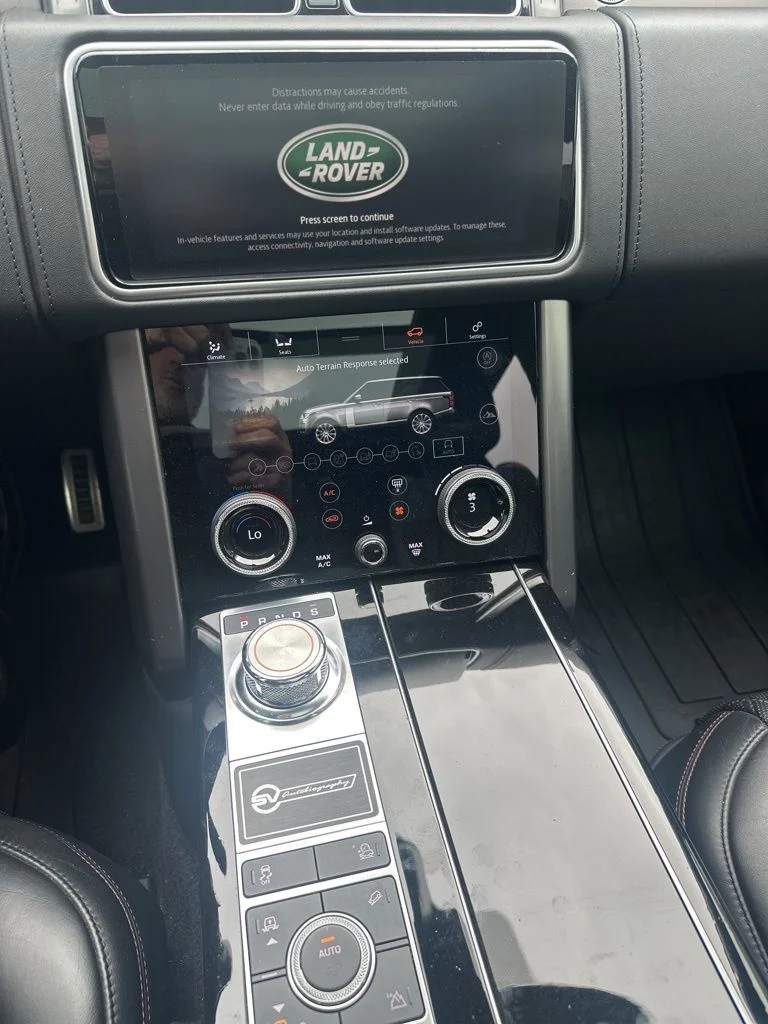 Used 2020 Borealis Black Land Rover SVAutobiography image 20