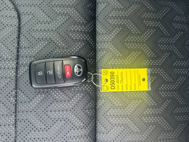 Used 2024 White Toyota SR5 image 34