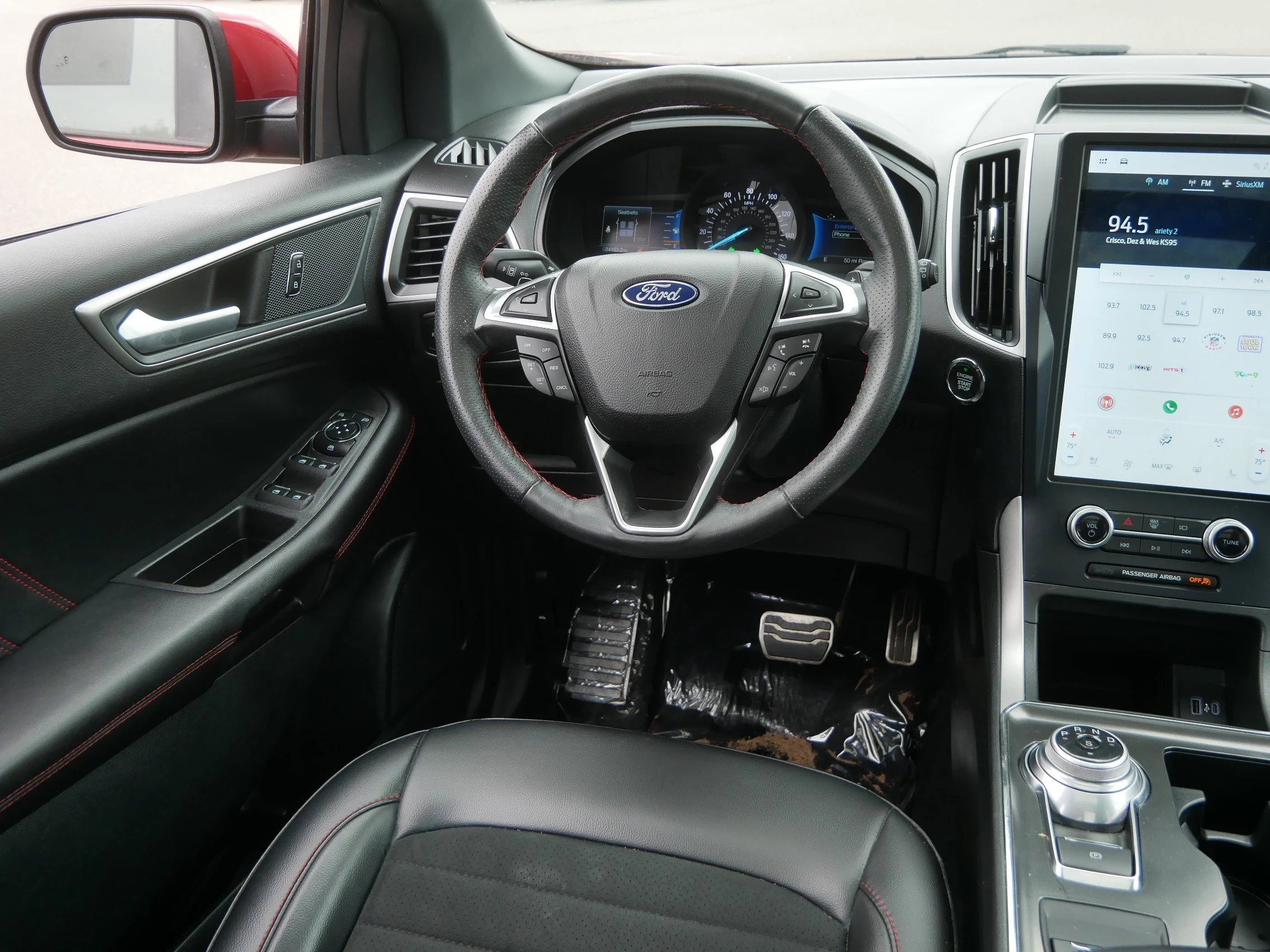 Used 2024 Rapid Red Metallic Tinted Clearcoat Ford SEL image 12