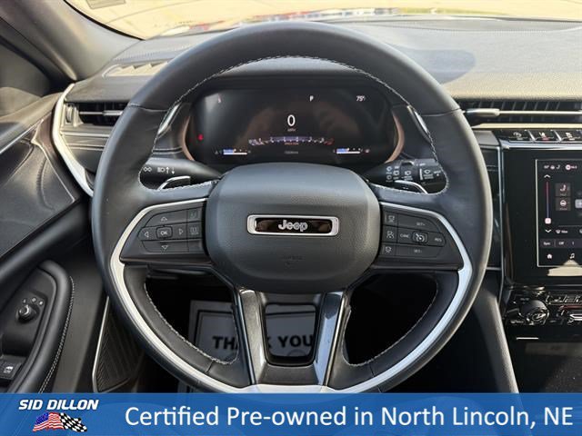 Used 2022 Baltic Gray Metallic Clearcoat Jeep Altitude image 12