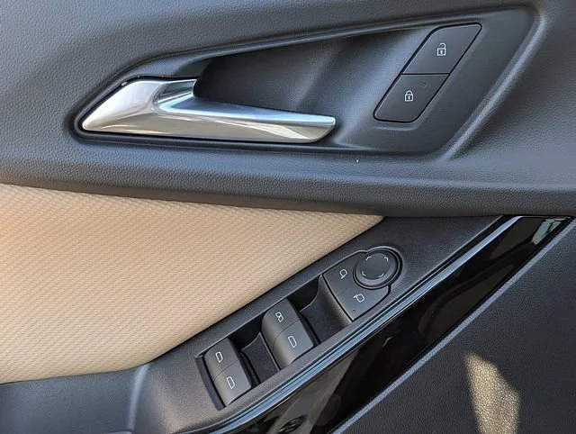 2026 Chevrolet Equinox ACTIV - Photo 18