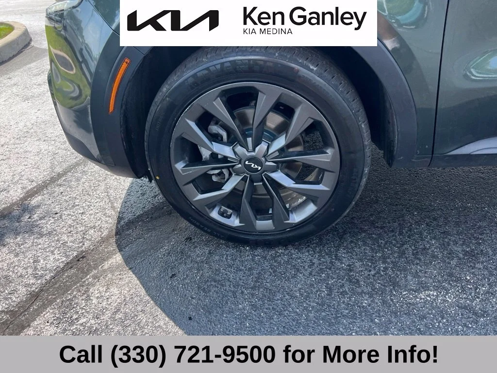 Certified Used 2022 Green Kia X-Line SX Prestige image 17
