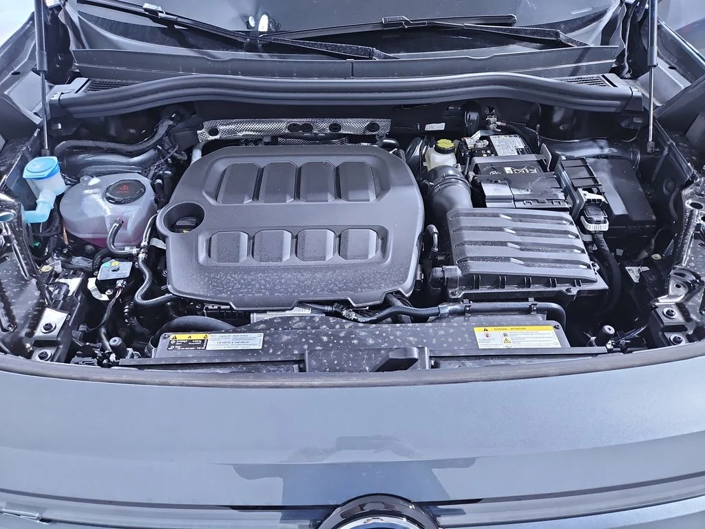 New 2025 Gray Volkswagen 2.0T SE R-Line Black image 21