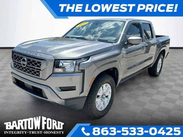 Used 2022 Gray Nissan SV image 1