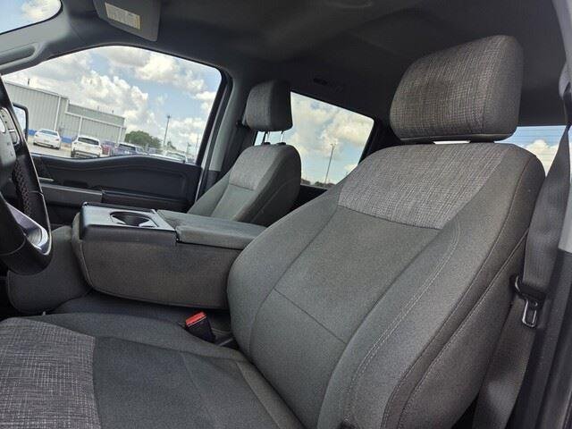 Used 2023 WHITE FORD XLT image 13