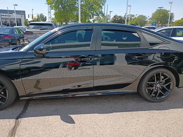Used 2022  Honda Sport image 5