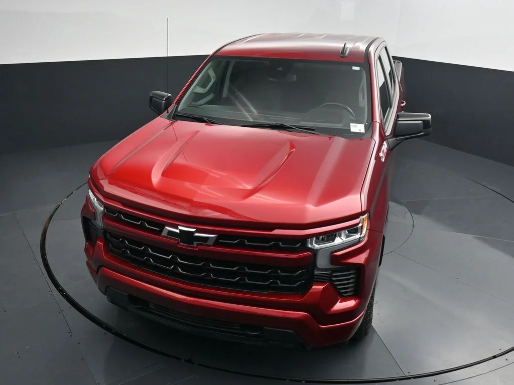 Used 2023 Red Chevrolet RST image 21