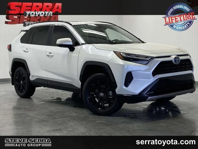 2024 Toyota RAV4 Hybrid SE AWD's photo