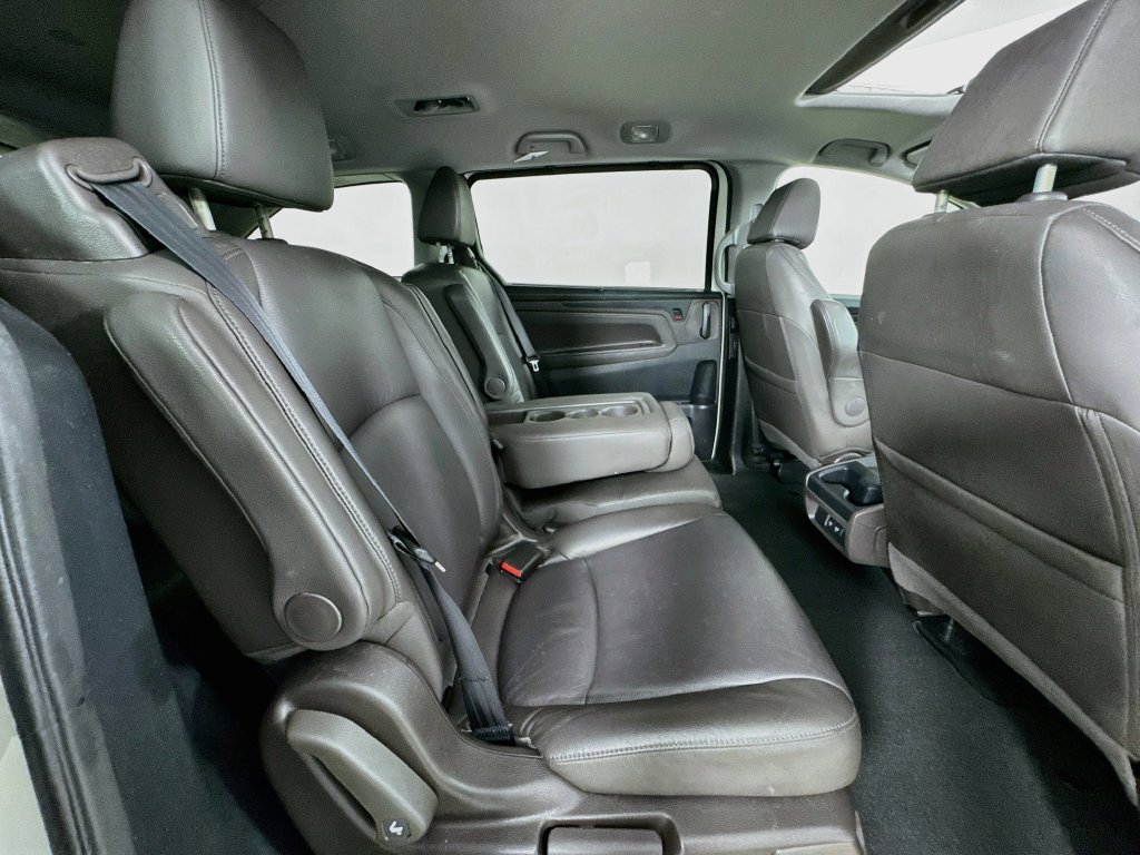 Certified Used 2018 White Honda EX-L image 38