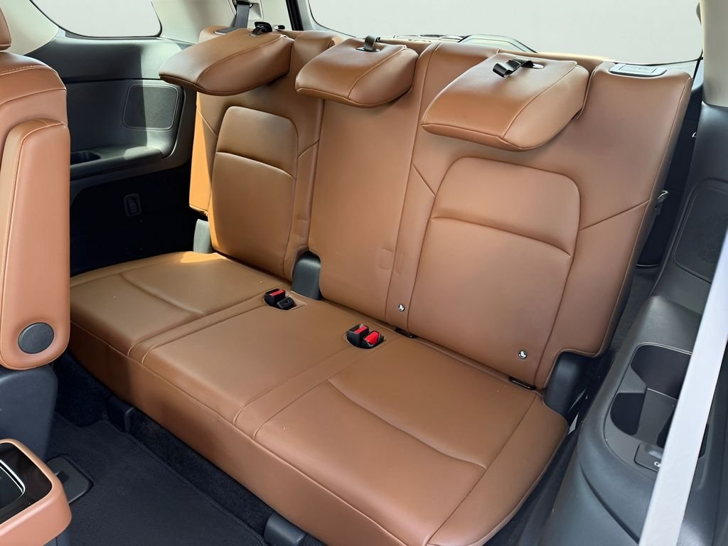 Used 2024 Pearl White Tricoat Nissan Platinum image 15