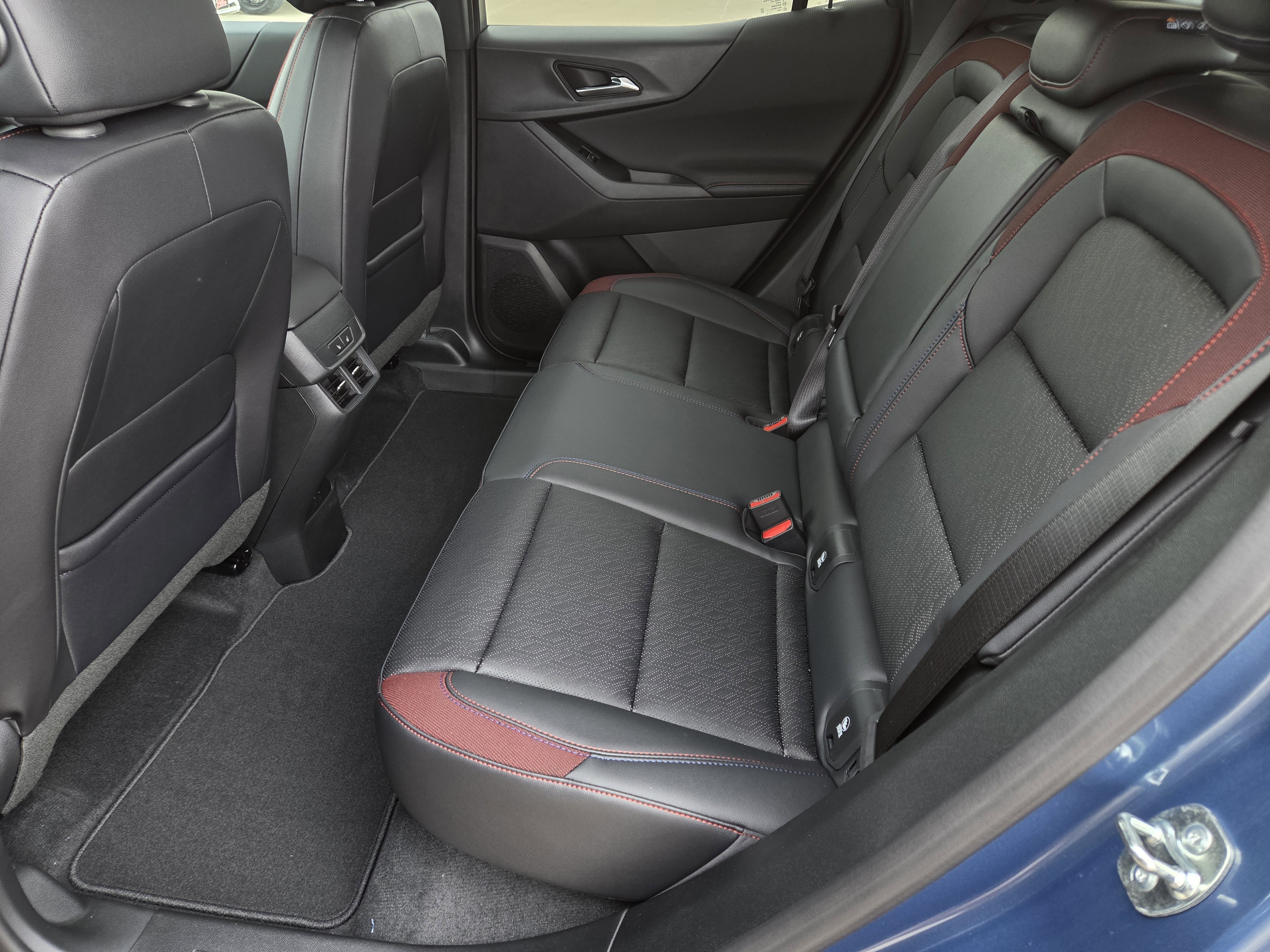 New 2026 Lakeshore Blue Metallic Chevrolet FWD RS image 17