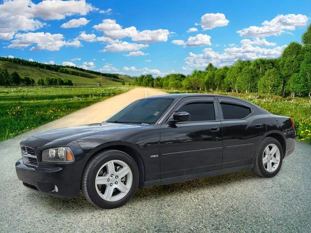 Used 2009 Black Dodge R/T image 2