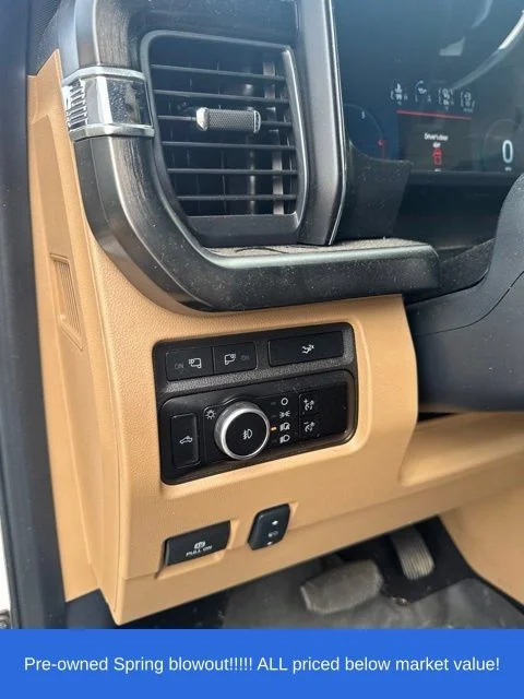 Used 2024 White Ford Lariat image 17