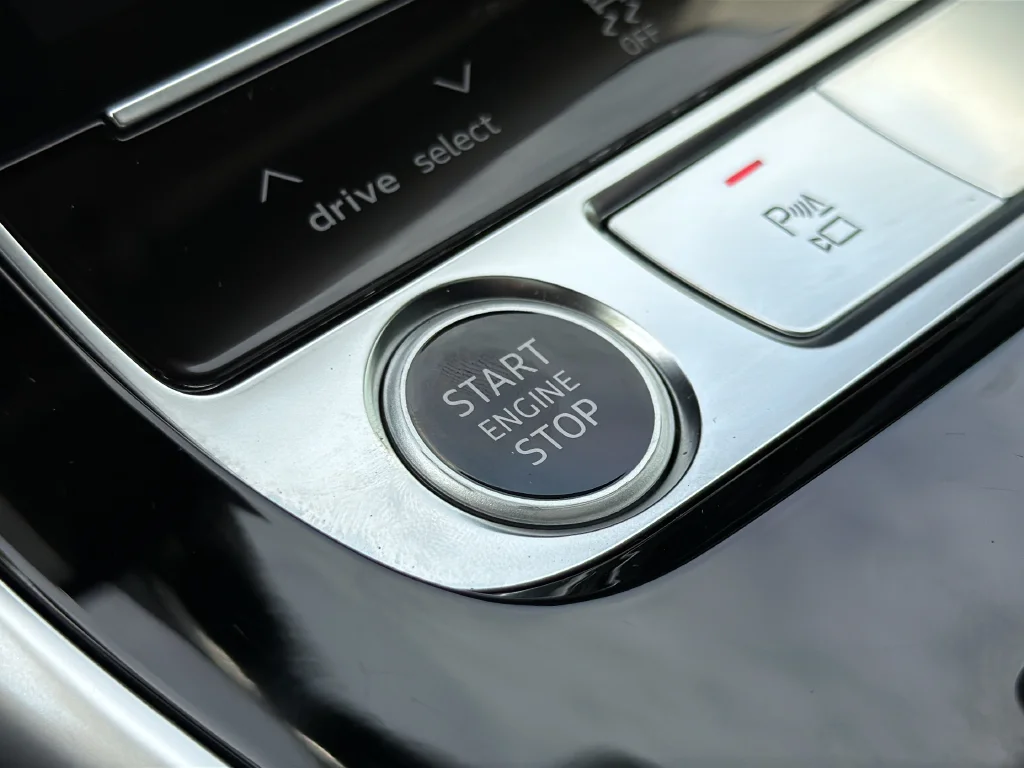 Used 2021 Blue Audi 55 Prestige image 30