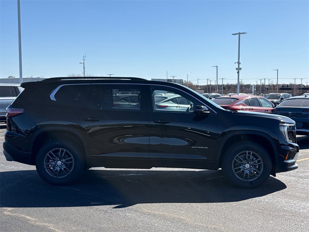 2026 GMC ACADIA - Image 8