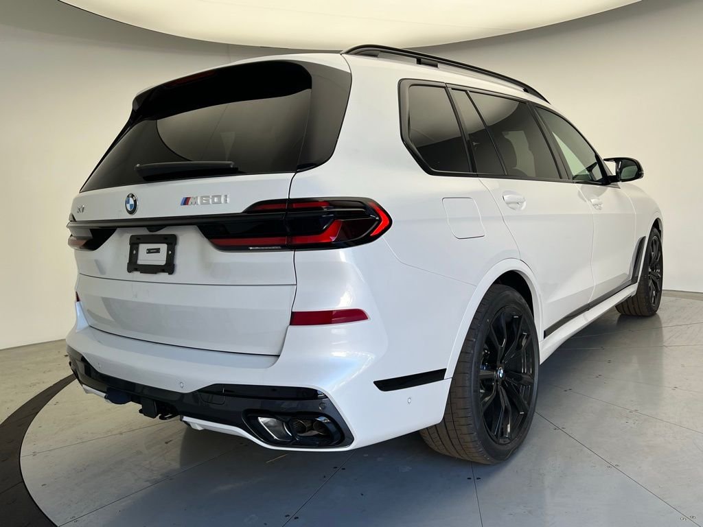 2026 Bmw X7 M60i photo 3