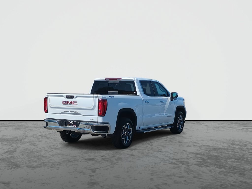 2026 GMC Sierra 1500 SLT - Photo 8