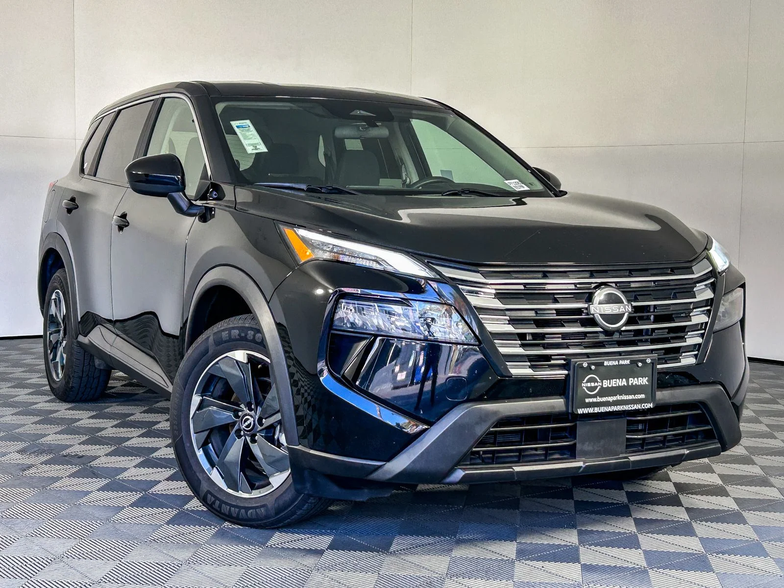2024 Nissan Rogue SV AWD's photo