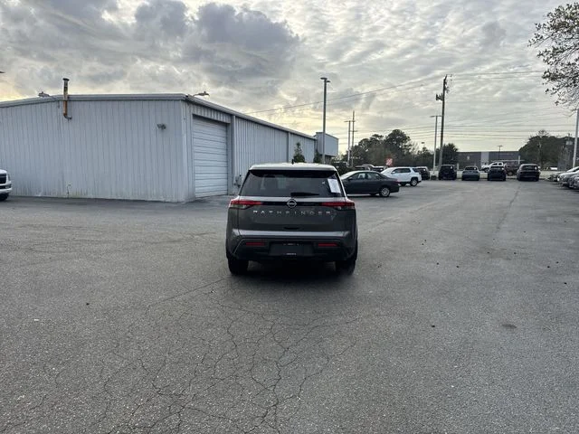 Used 2024 Gray Nissan S image 6