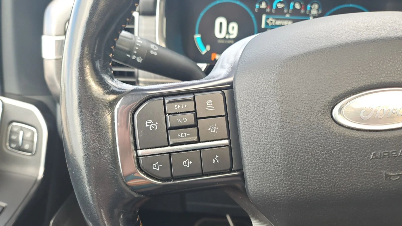 Used 2021 Red Ford Platinum 4WD image 17