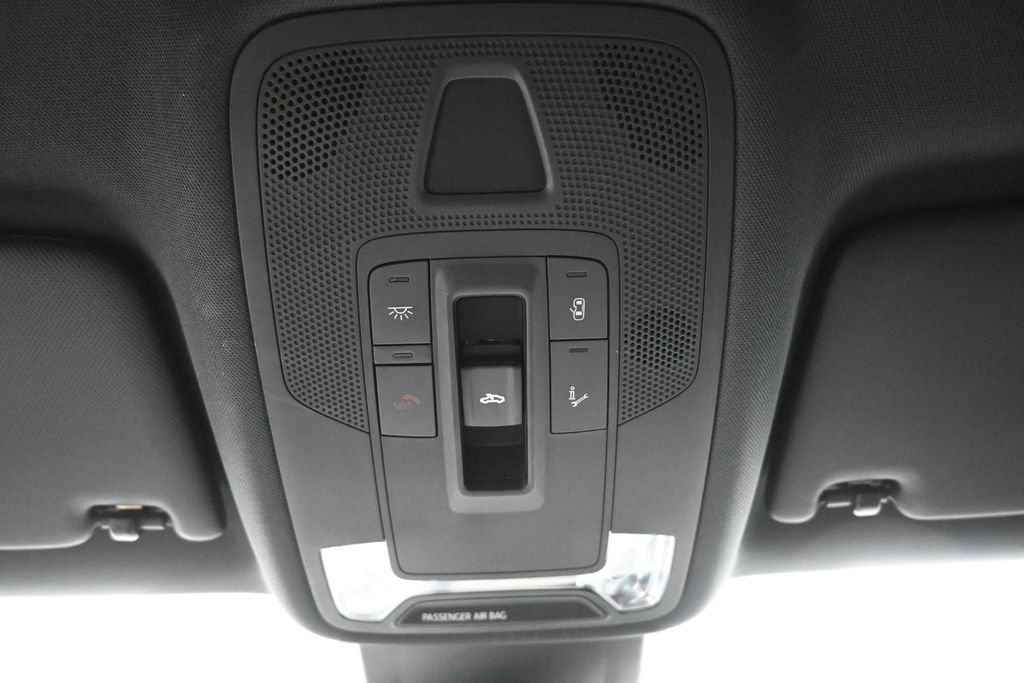 Used 2025  Audi 2.5T image 23